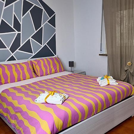 Апартаменти Stabia House Парма Екстер'єр фото