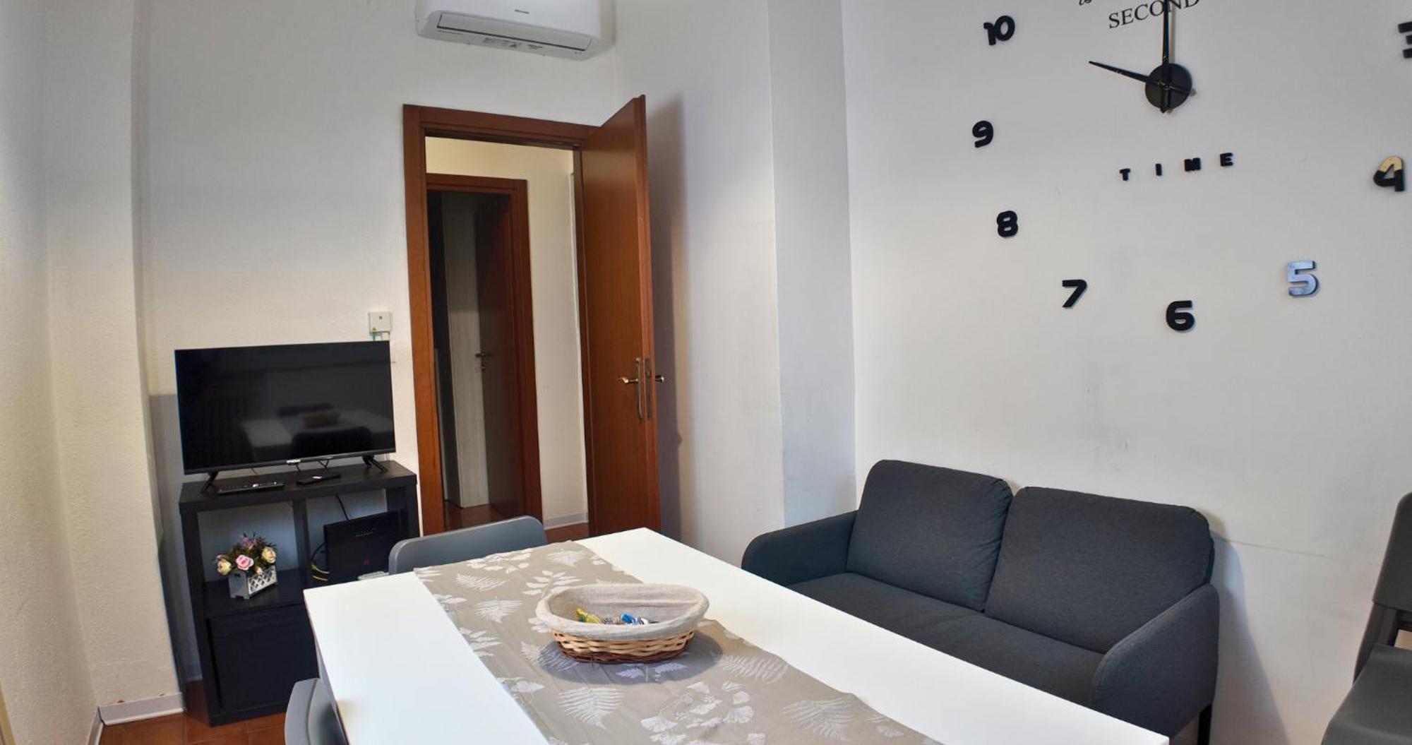 Апартаменти Stabia House Парма Екстер'єр фото